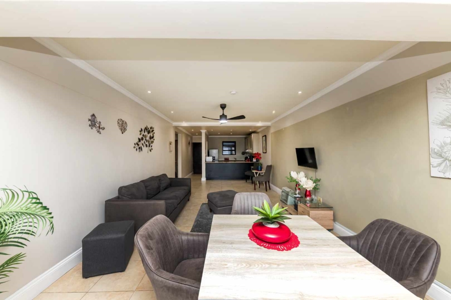2 Bedroom Property for Sale in Sea Point Western Cape
